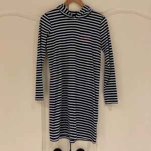 Vineyard Vines girls stripped hoodie dress. Brand new w/o tags.